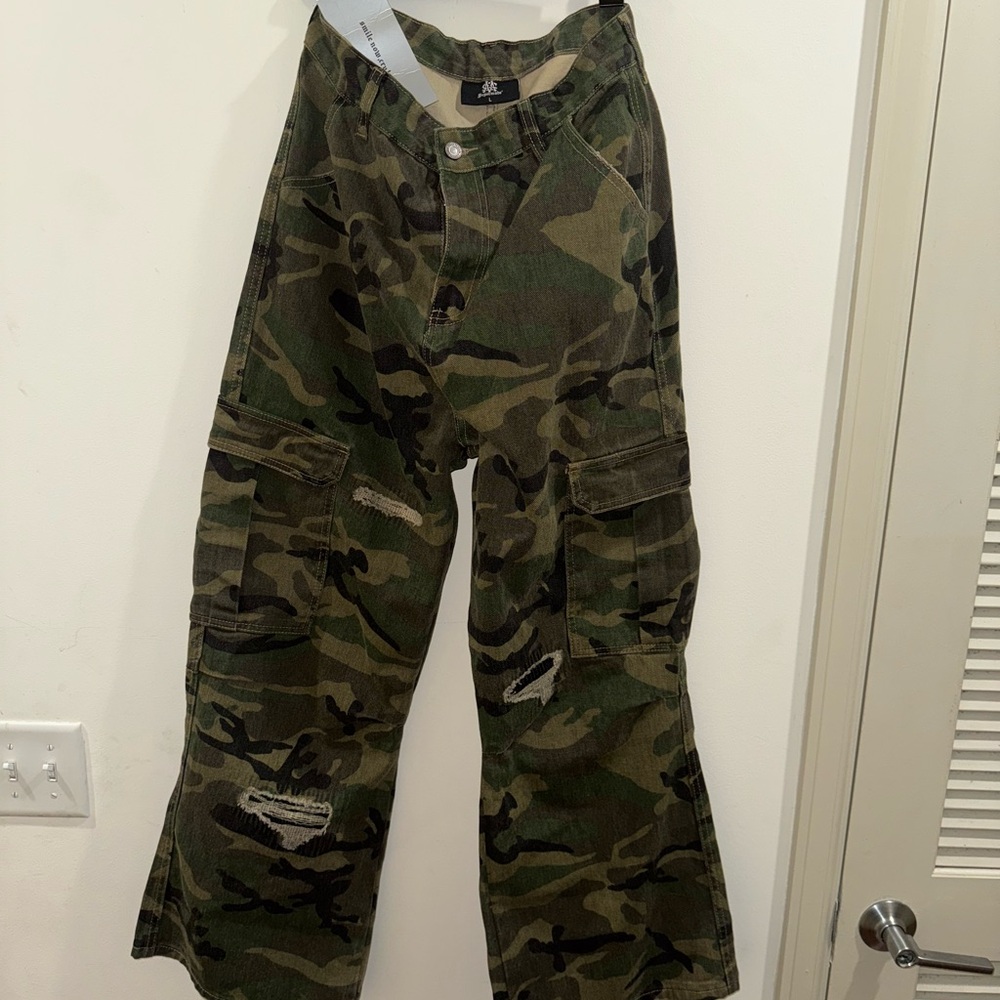 Men's Camouflage Cargo Pants Brand New sz33